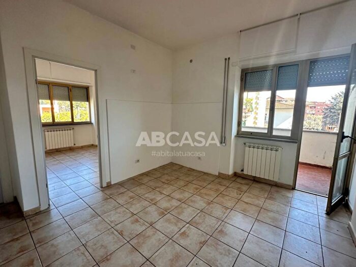 Appartamento bilocale in affitto in Viale dei Volsci, Semicentro, Velletri