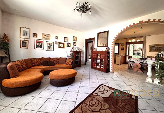 Casa trilocale in vendita in Via Giovanni XXIII, Surbo