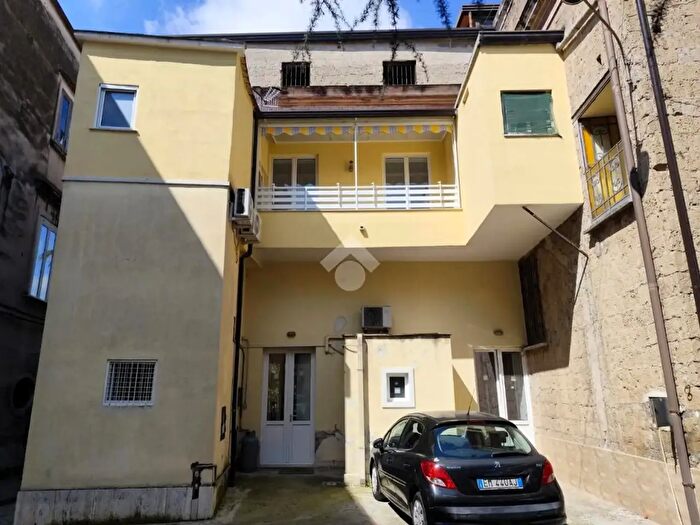 Casa quadrilocale in vendita in Via Napoli, Santa Maria A Vico