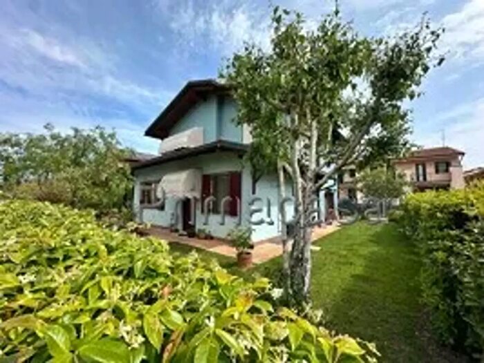Casa con 10 locali in vendita in Corso Dellavittoria, Legnago