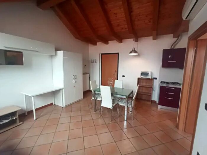 Appartamento monolocale in affitto in Via Santi Pietro E Paolo, Lissone