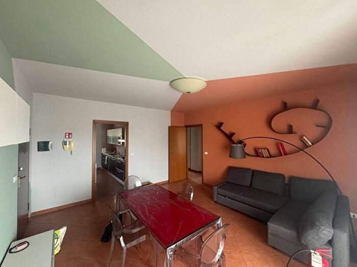 Appartamento quadrilocale in affitto in Via Guglielmo di Revigliasco, Semicentro, Chieri