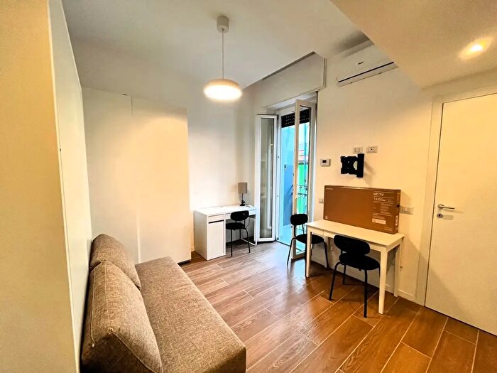 Appartamento monolocale in affitto in Via Cironi, Milano