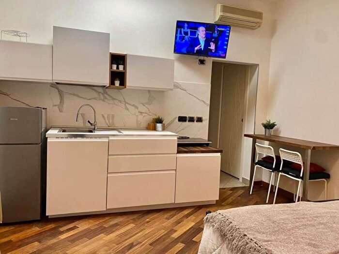 Appartamento monolocale in affitto in Via Gherardo Gherardi, San Donato, Bologna