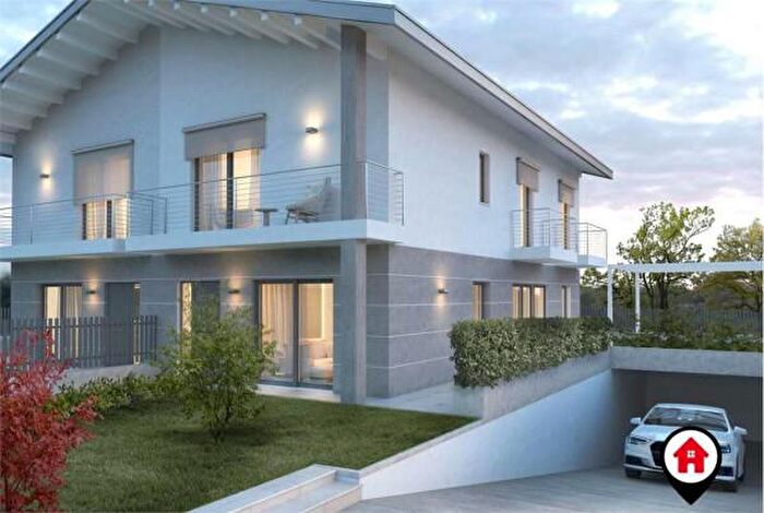 Appartamento con 5 locali in vendita in Rovereto