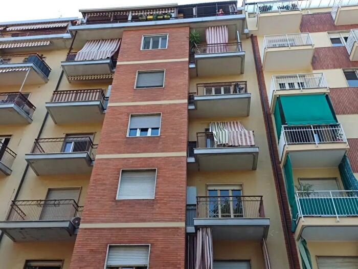 Appartamento bilocale in affitto in Via Castelgomberto, Torino