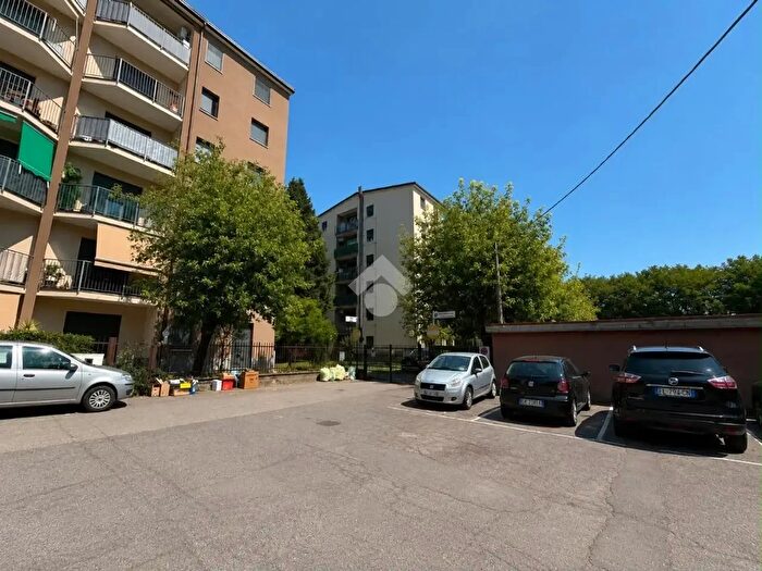 Appartamento trilocale in vendita in Via della Repubblica, Barlassina