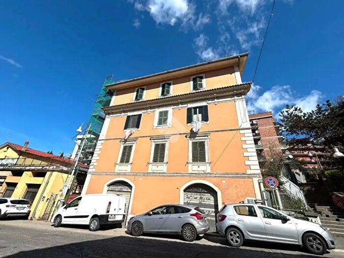 Appartamento bilocale in vendita in Corso Cesare Battisti, Subiaco