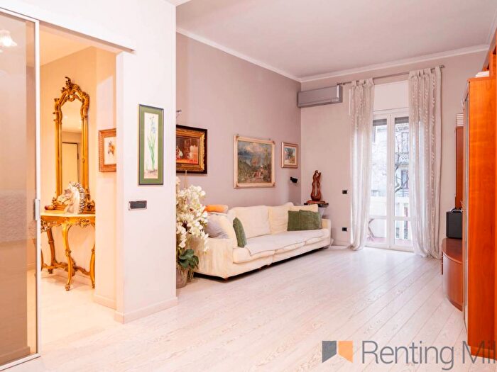 Appartamento con 5 locali in affitto in Corso Marzo, Plebisciti Susa, Milano