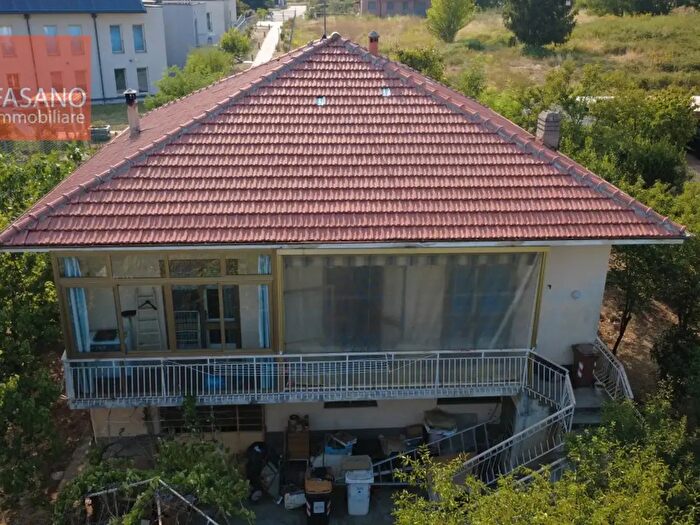 Casa quadrilocale in vendita in Via Vittorio Alfieri, Druento