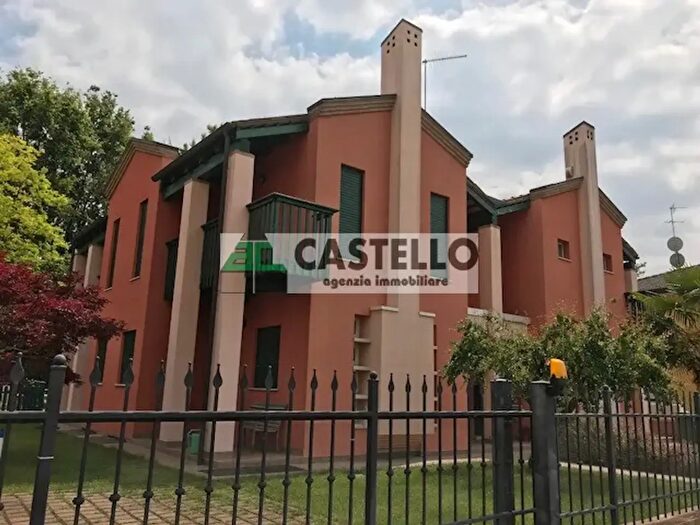 Casa con 6 locali in vendita in Via Roma, Noventa Padovana