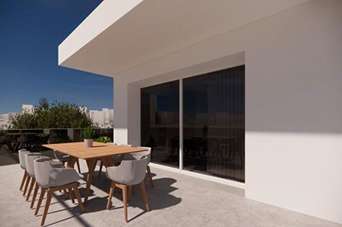 Appartamento trilocale in vendita in Viale Giosuè Carducci, Riccione