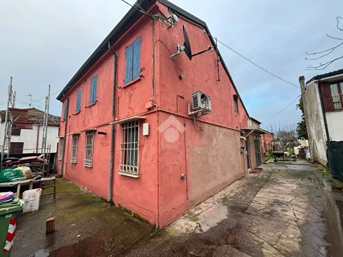 Casa trilocale in vendita in Via Rampina, San Giorgio Bigarello