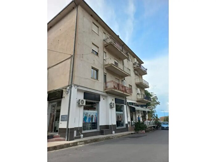 Appartamento bilocale in vendita in Via Pedale Snc, Luzzi