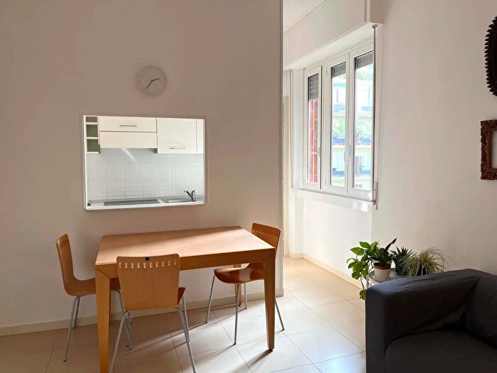 Appartamento monolocale in affitto in Via Privata Belgirate, Milano