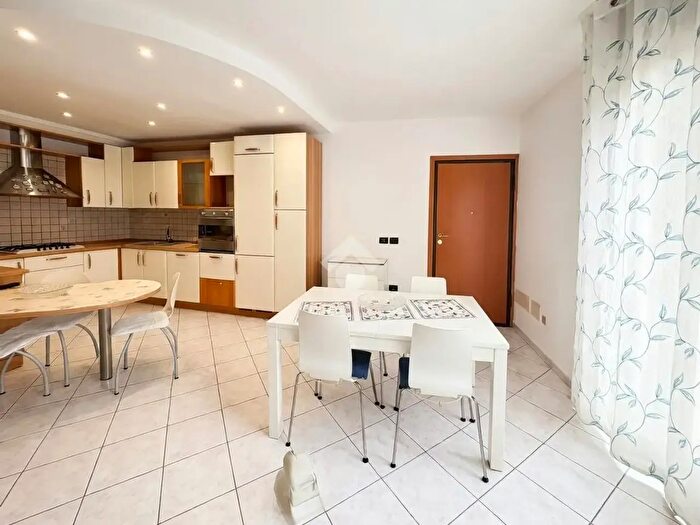 Appartamento quadrilocale in vendita in Ravenna