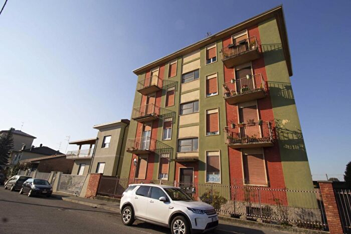 Appartamento trilocale in affitto in Via NSauro, Olgiate Olona