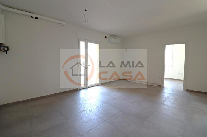 Appartamento trilocale in vendita in Via Puccini, Campolongo Maggiore