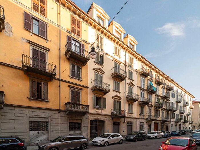 Appartamento bilocale in affitto in Via Vincenzo Gioberti, Crocetta, Torino