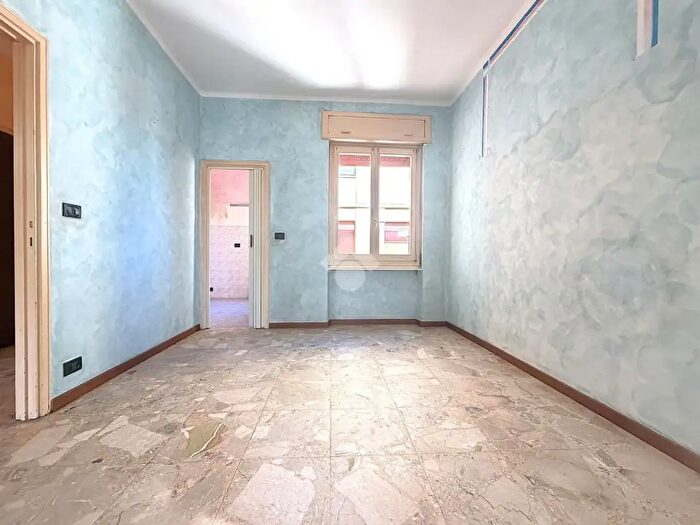 Appartamento quadrilocale in vendita in Via Magenta, Cremona