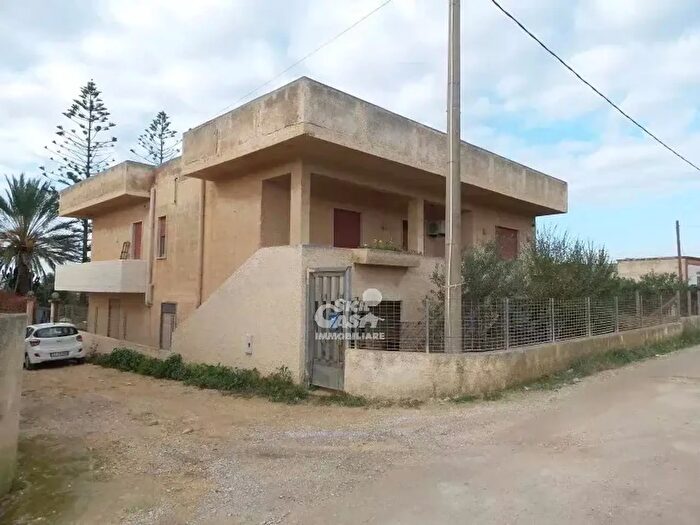 Casa quadrilocale in vendita in Marsala