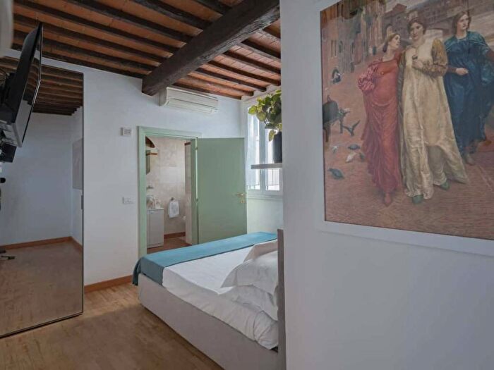 Appartamento monolocale in affitto in Piazza di Santa Maria Novella, Santa Maria Novella, Firenze