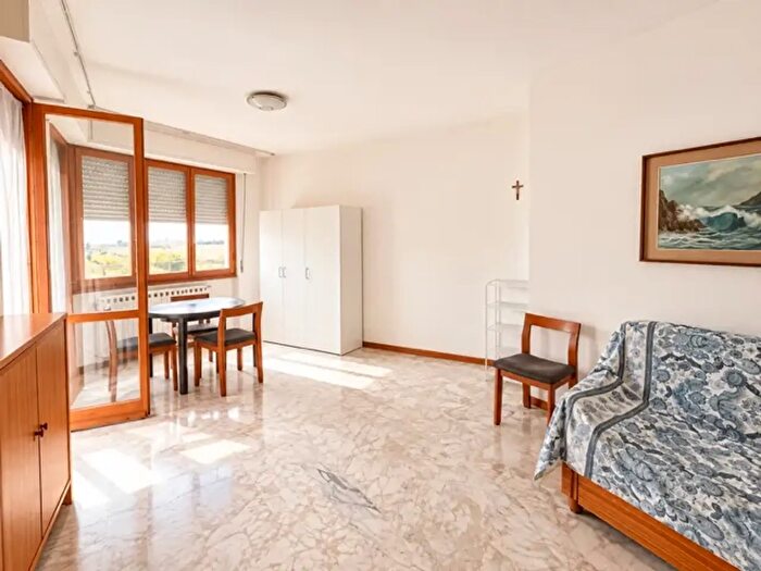 Appartamento con 5 locali in vendita in Pisa