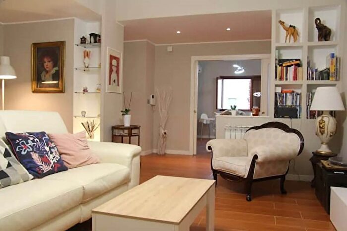 Appartamento con 7 locali in vendita in Siracusa