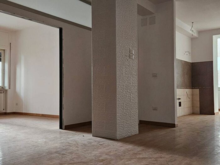 Appartamento quadrilocale in affitto in Via Orazio, Posillipo, Napoli