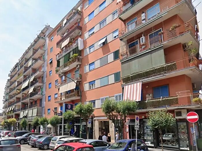 Appartamento quadrilocale in vendita in Via Principe di Piemonte, Casoria