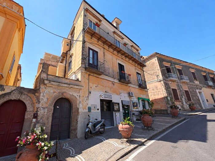 Appartamento bilocale in affitto in Via Roma, Centro, Massa Lubrense