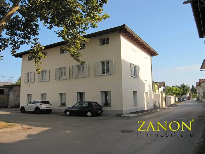 Appartamento quadrilocale in vendita in Via del San Michele, Gorizia