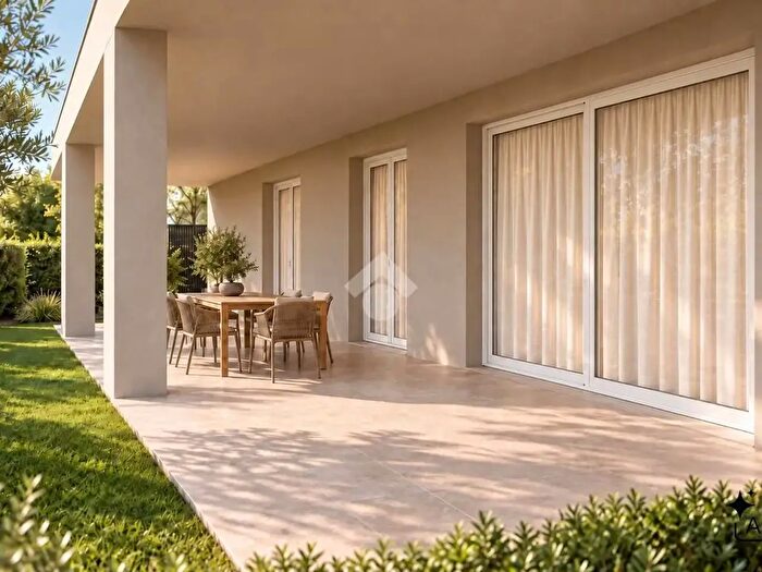 Appartamento quadrilocale in vendita in Via Don Carlo Gnocchi, Villafranca Di Verona
