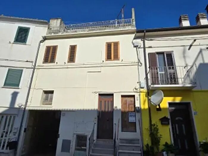 Casa quadrilocale in vendita in Atessa