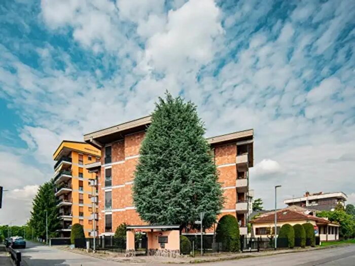 Appartamento trilocale in vendita in Via Giovanni della Croce, Rho