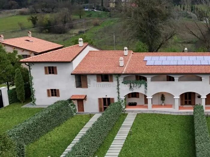 Casa con 5 locali in vendita in Sr, Figline e Incisa Valdarno