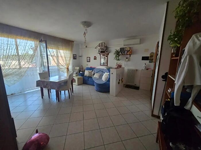 Appartamento quadrilocale in vendita in Via Enrico Berlinguer, SantAgata Sul Santerno