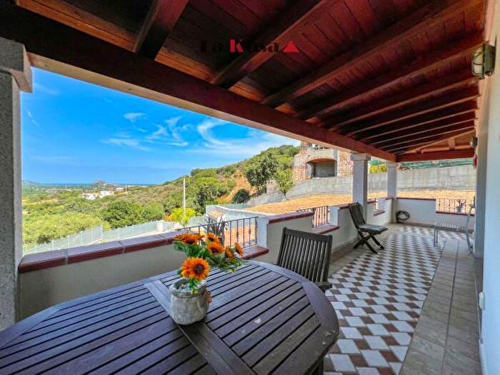 Casa con 6 locali in vendita in Torpe