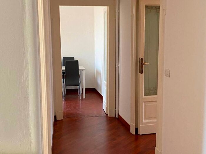 Appartamento bilocale in affitto in Via Spartaco, Montenero, Milano