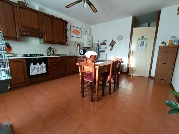 Appartamento quadrilocale in vendita in Ia Cisa Sud, Santo Stefano Di Magra