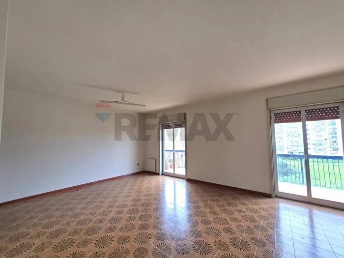 Appartamento con 6 locali in vendita in Via Libertà, Bagheria