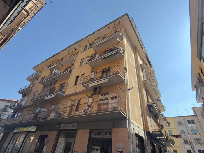 Appartamento quadrilocale in vendita in Via Cristoforo Capone, Salerno