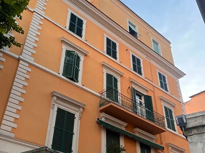 Appartamento quadrilocale in affitto in Via Antonio Fratti, Terni
