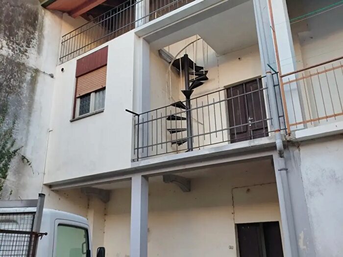 Appartamento trilocale in vendita in Fontaneto DAgogna