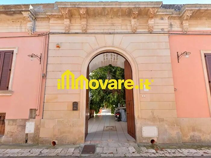 Casa con 12 locali in vendita in Via Trieste, Ortelle