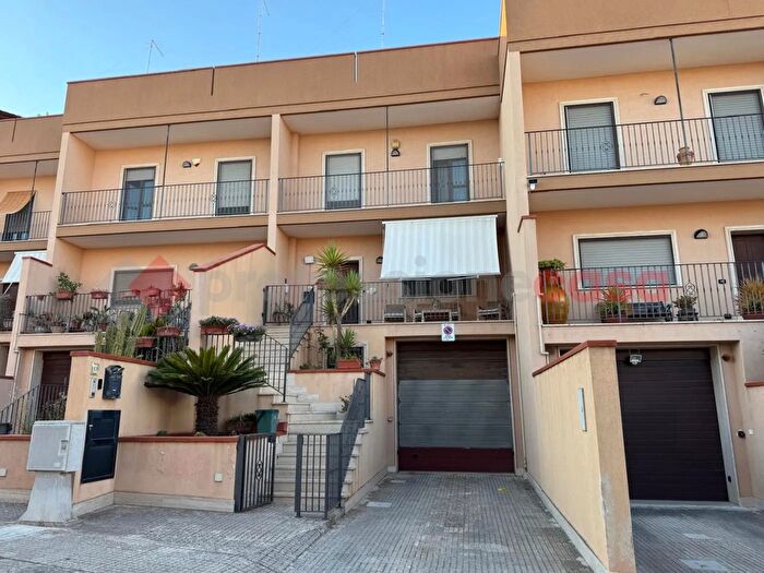 Casa quadrilocale in vendita in Viale dei Giardini, Montemesola