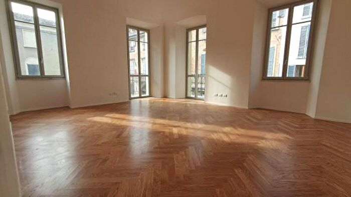 Appartamento trilocale in vendita in Via Emilia, Voghera