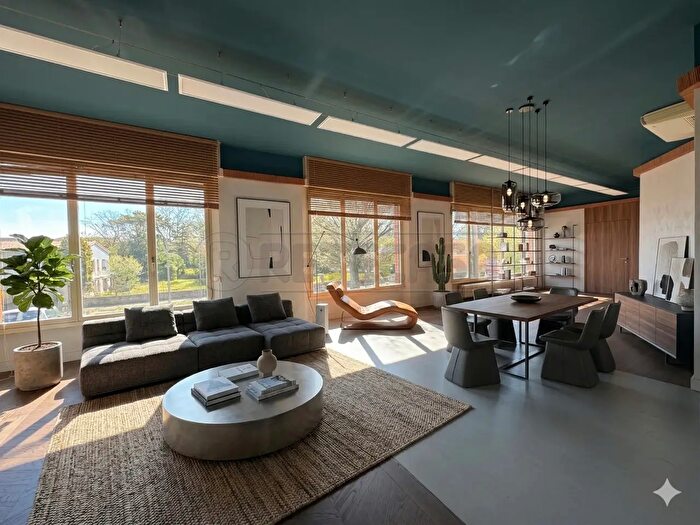 Appartamento trilocale in vendita in Via Indipendenza, Crema