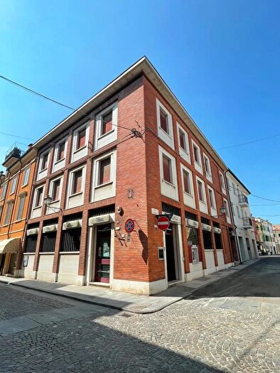 Appartamento con 7 locali in vendita in Via Mazzini, San Felice Sul Panaro