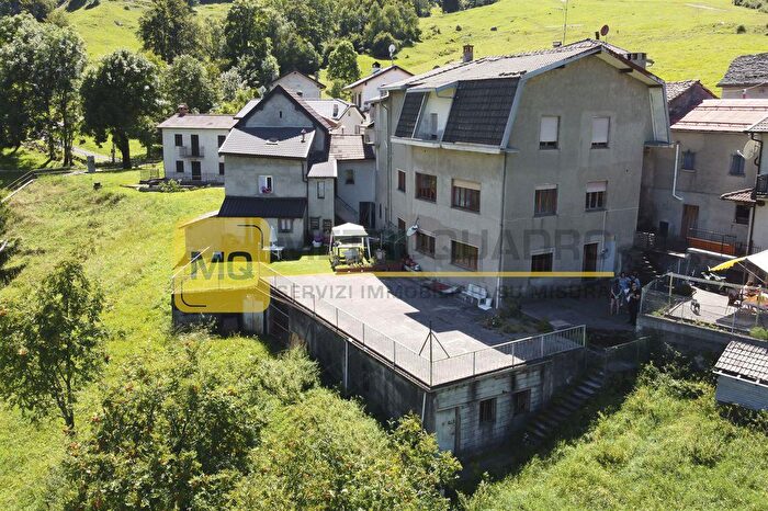 Case in Vendita e in Affitto - 2